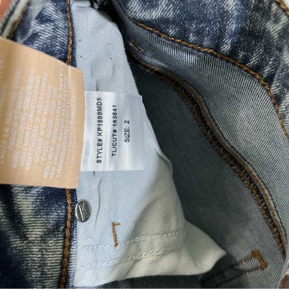 Kut from the Kloth High Rise Sienna Straight Leg Jeans in Stone Wash Denim NWOT - Picture 10 of 16